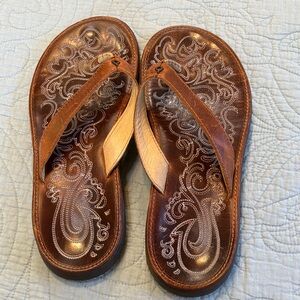 OluKai Tan Leather Sandals with Paisley Pattern